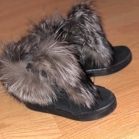 Boots - Picture 1 of 4